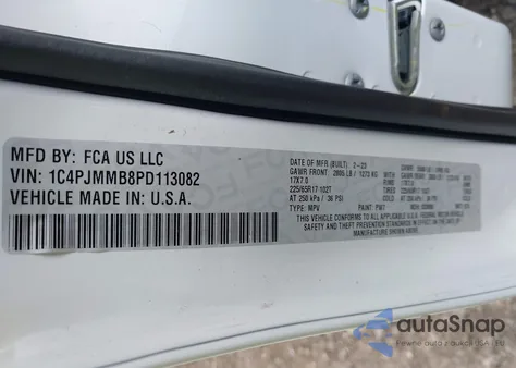 2023 Jeep Cherokee Altitude Lux 4X4 z USA, uszkodzony, nr VIN 1C4PJMMB8PD113082